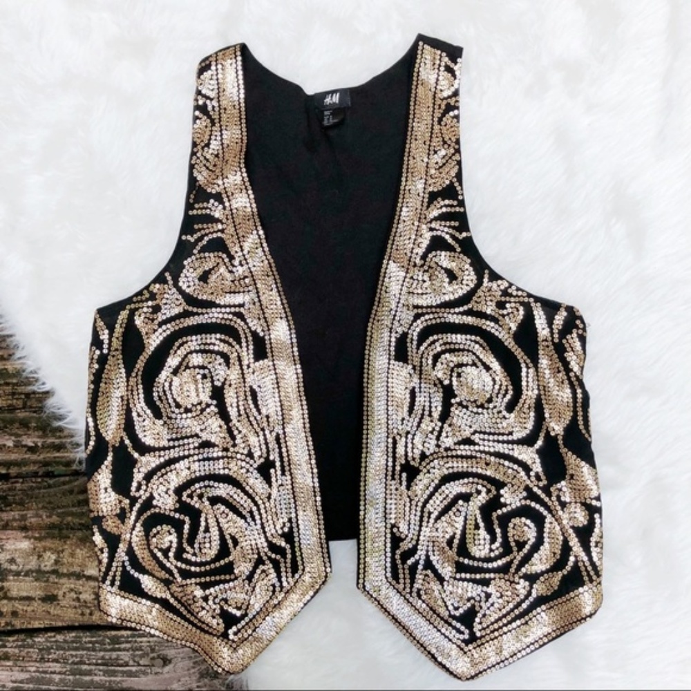✨Festival Favorite✨ Gold sequins embroidered vest